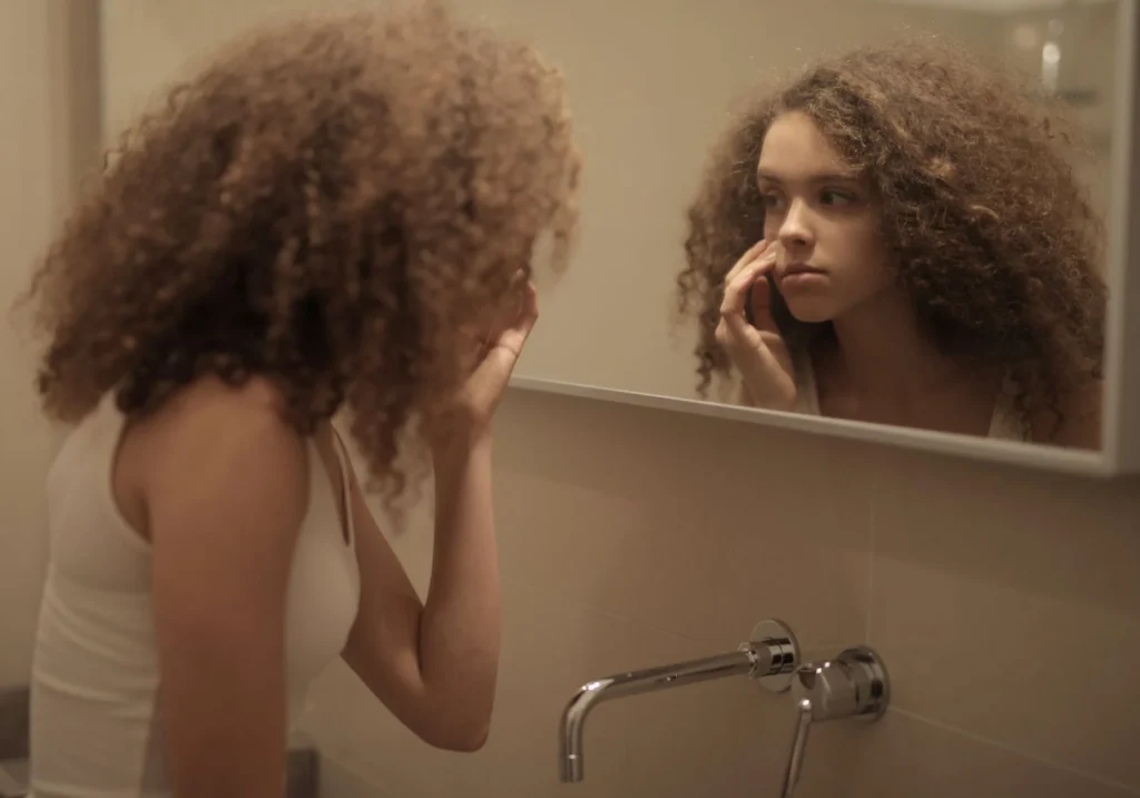 Beden Dismorfik Bozukluğu (Body Dysmorphia) Nedir?