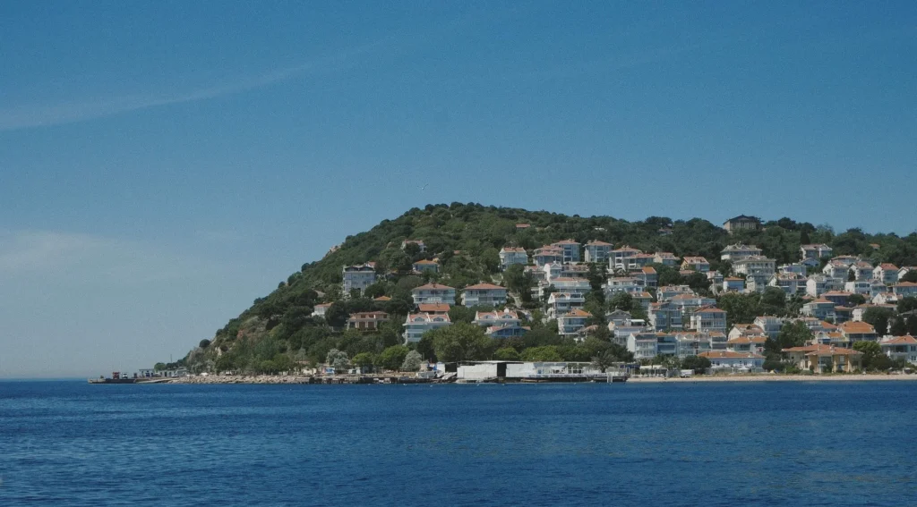 Marmara Kelimesinin Kökeni Nedir?